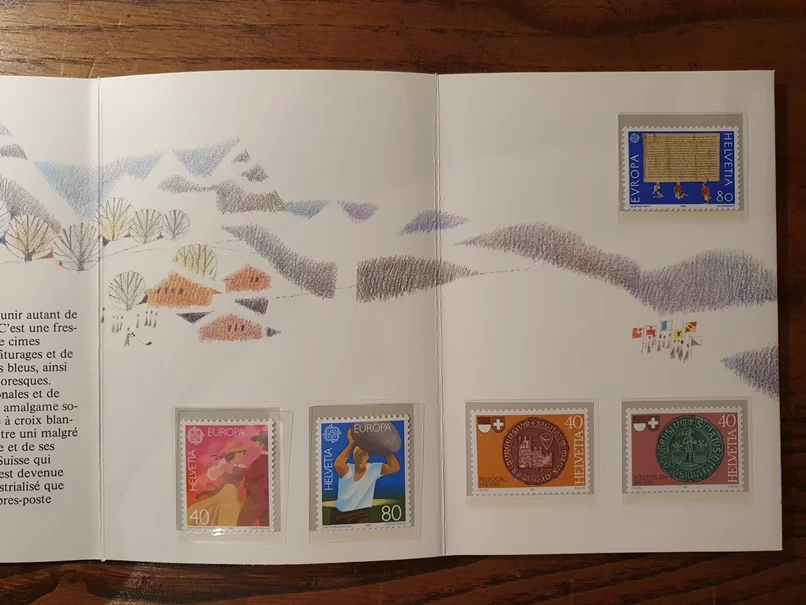 Schweiz 1981/82 "PTT-Souvenir" Markenheft französisch postfrisch – Bild 2