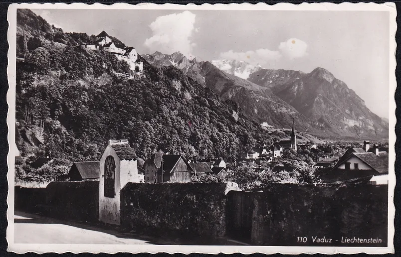 Liechtenstein 1934 Rollenmarke mit Klebstelle auf Ansichtskarte nach Bregenz, zensuriert – Bild 2