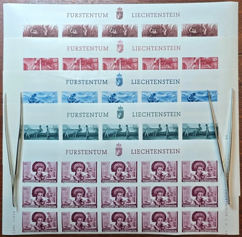 Liechtenstein 1941 Serie Mi. Nr. 192 U bis 196 U - 5 Bogenteile mit je 15 Marken ungezähnt postfrisch ** - mit Oberrand des Bogens